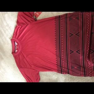 La familia the game red T-shirt Aztec M rap print